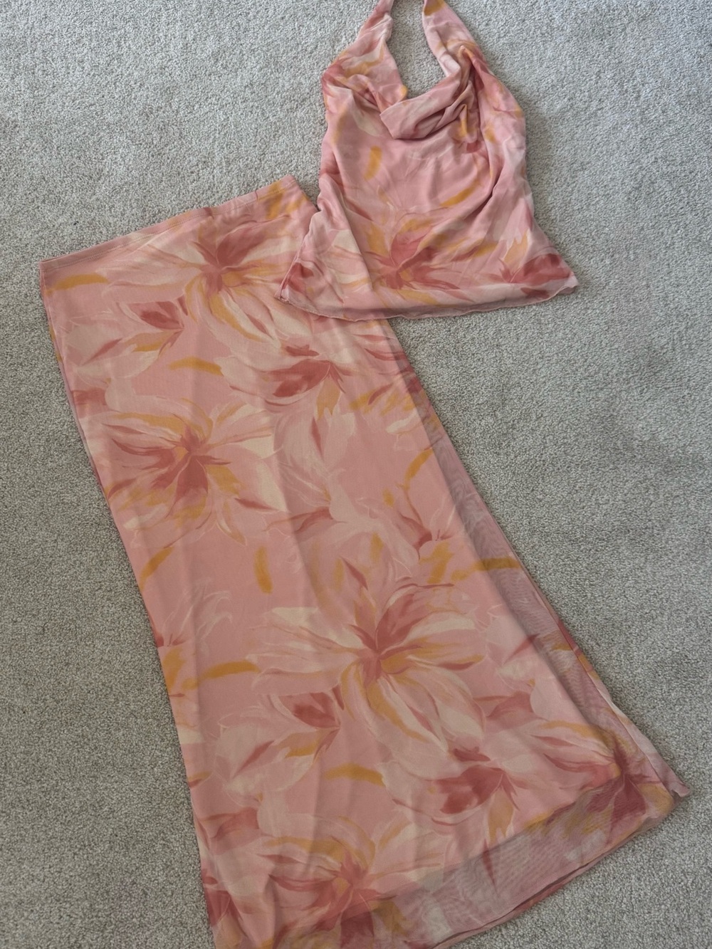 Rose Maxi Skirt & Halter Top Coords Set NWT Size Medium